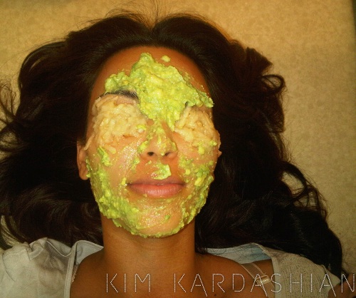 Ким Кардашьян с маской из картошки: это работает!